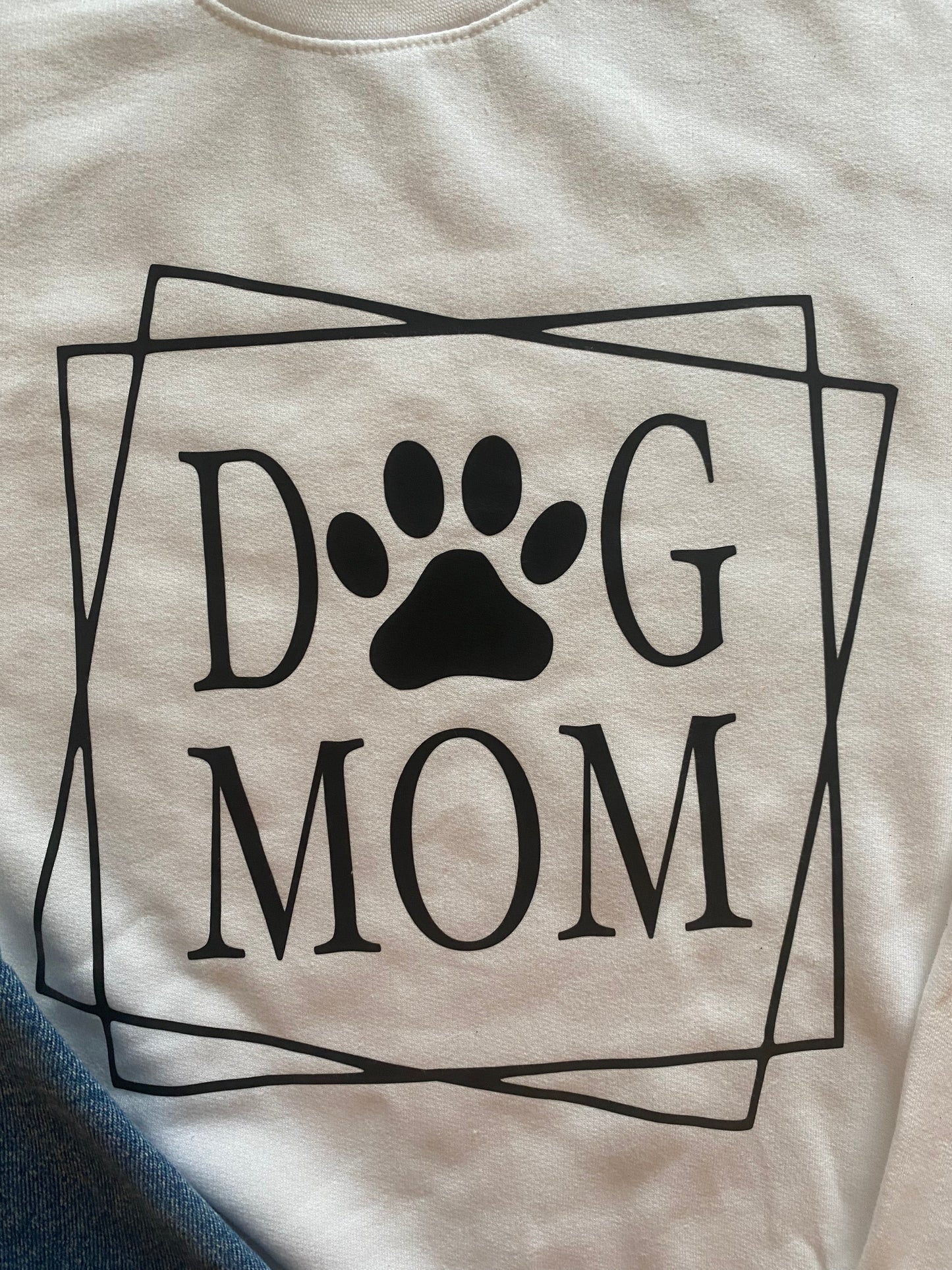 Dog Mom 🐾